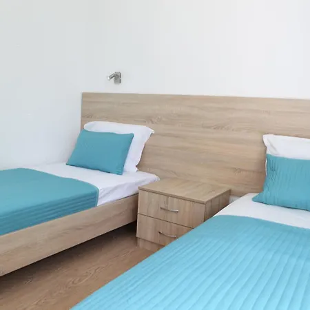 מלון Hijata סטרה זגורה